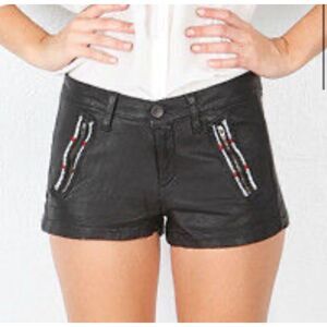 RAG & BONE LAKSHMI BLACK LAMBSKIN LEATHER SHORTS  XS RED DETAIL POCKET $440